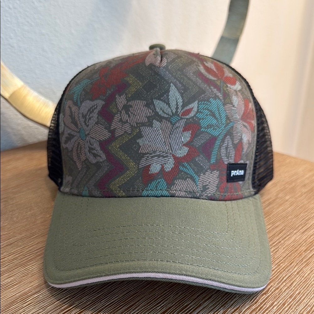 nwt PrAna Lower Pines Floral Mesh Cap - Picture 4 of 5